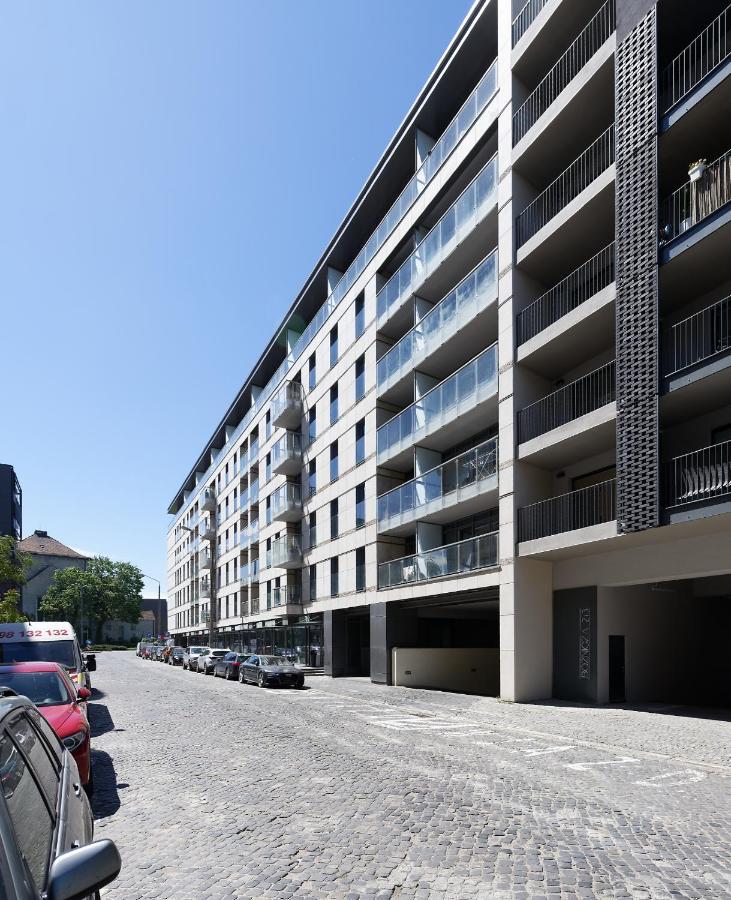 Art Apartament Parking By Impero Poznań Extérieur photo